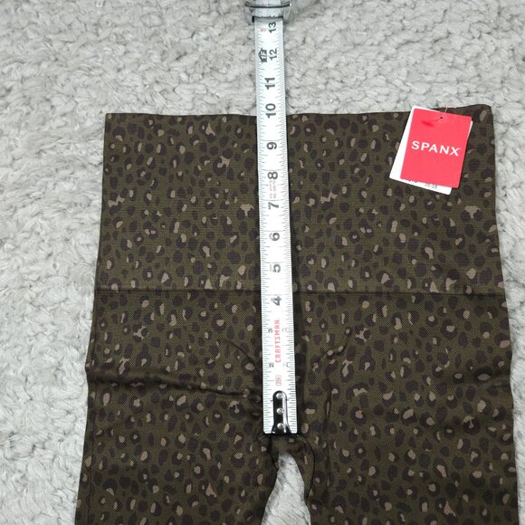 Spanx Look At Me Now Seamless Leggings Olive Leopard Women's Size Medium FL3515 - Picture 7 of 8